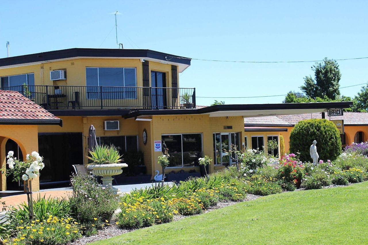 Twin Swans Motel Inverell Zewnętrze zdjęcie