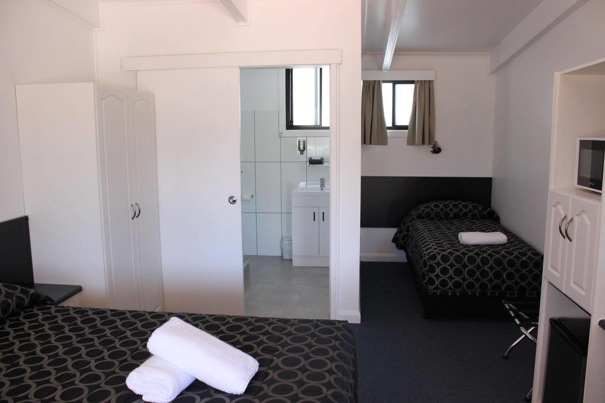 Twin Swans Motel Inverell Zewnętrze zdjęcie